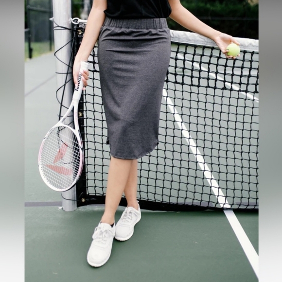 The Main Street Exchange Skort Gray With Long Shorts Modest Knit Midi Skirt - Picture 1 of 11